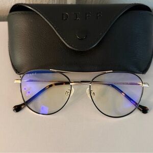 DIFF Aviator Blue Light Glasses with Black Case